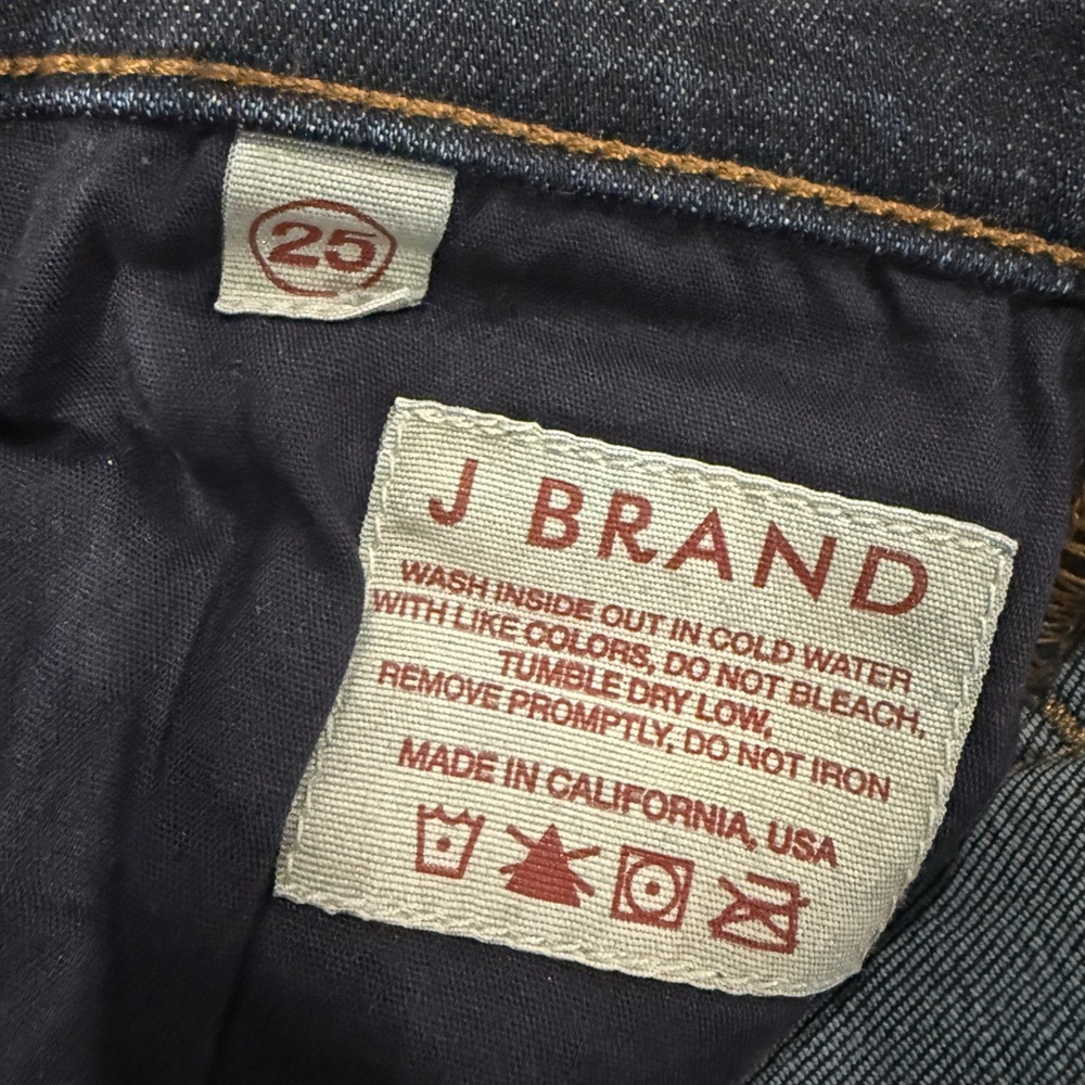 J BRAND - Janey Bootcut‎ Jeans  in Enchanted Size 25 - Picture 8 of 9